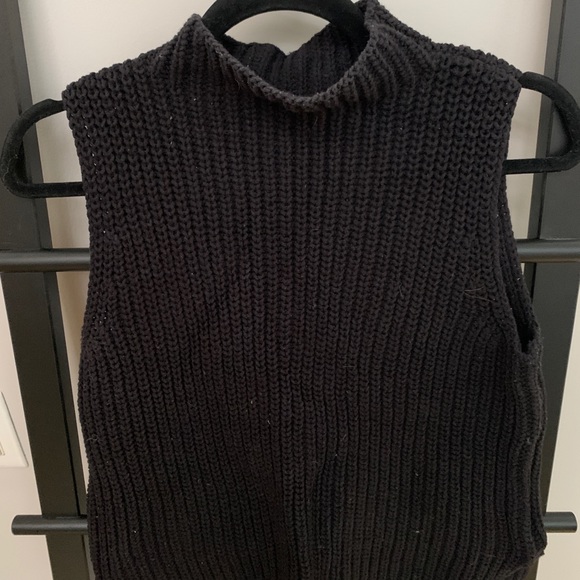 Madewell knit sweater vest with mock neck - Picture 3 of 3